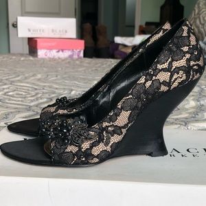 Lace White House Black Market 7.5 wedge heels